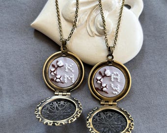 Regalo de aniversario de algodón para esposa Regalo de segundo aniversario de bodas para ella Medallón secreto para ella Flores de algodón Cadeau noces de coton