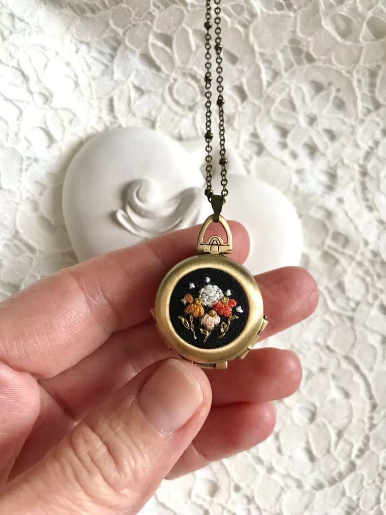 Hand Embroidered Moon and flowers necklace Family Photo locket 4 photos locket Memorial Gift Personalized gift Moon and Stars necklace image 7