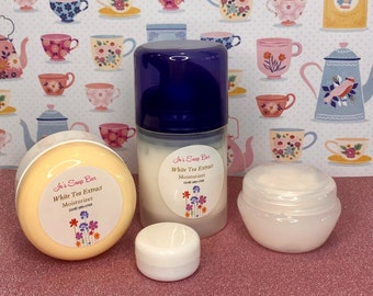 Crema giorno-notte all'estratto di tè bianco, idratante per il viso, idratante lenitivo per la pelle non cosmogenica con vitamina C