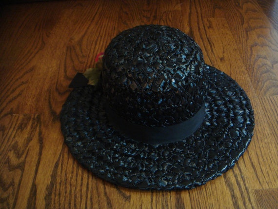 Vintage Mr. John Classic New York Paris Strawbridge &… - Gem display picture 2