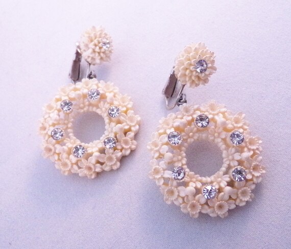 Vintage 1950's Resin and Rhinestones Clip On Earr