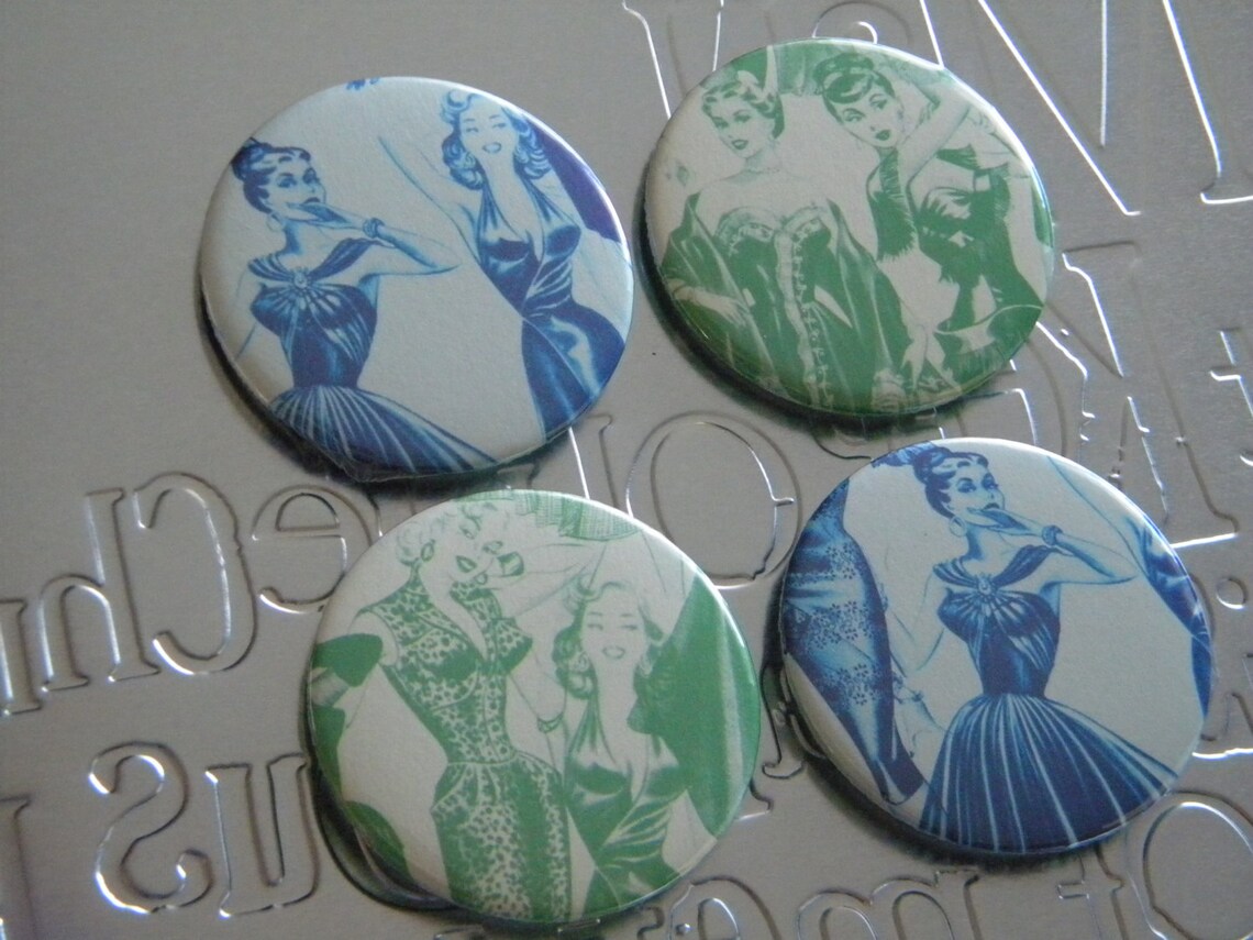 5 Retro Ladies Etsy