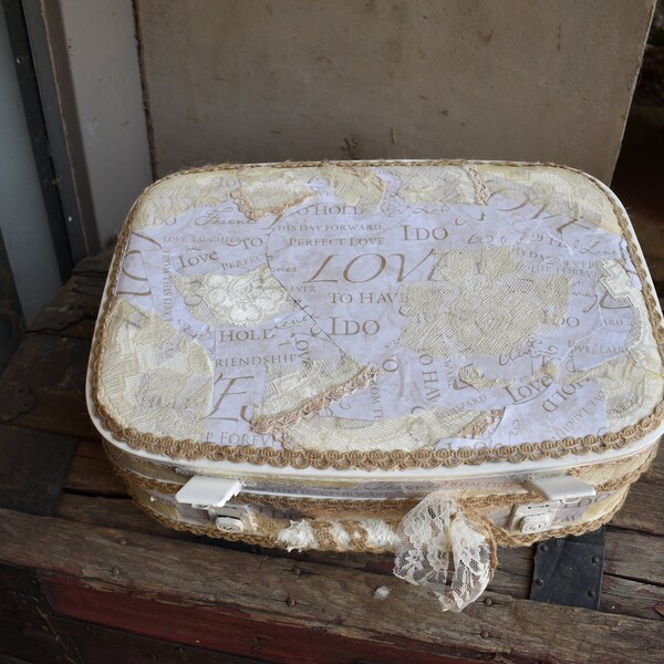 Wedding Card Suitcase, Vintage Suitcase, Bridal Party Panty Suitcase, Shabby Chique suit case, Vintage Suit Case, Wedding Suit Case