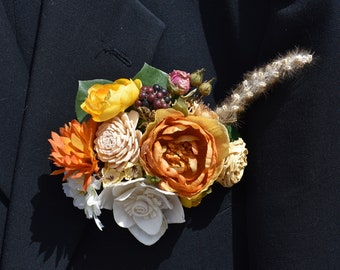 Earthy Sola boutonniere, Grooms Boutonniere, Lapel Boutonniere, Grooms Men Boutonniere, Pocket boutonniere, Dried flowers and Silk Bout