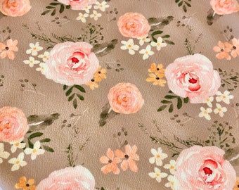 Liverpool Peach and Pink Flowers on Tan 58/60&quot; Wide Apparel Tela cortada a medida/Media yarda