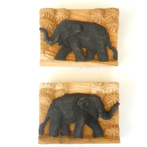 Two Wood Carving  Elephants  Natural Teak Wood Art Hand Carved Elephant Home Decor Wall Hanging / Gift sculpture 5&quot;X3.5&quot;