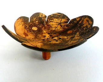Natural Coconut Shell Soap Dish Leaf shape Hand Carved Handmade wooden Carving Soap Dish Home Art Decor / Zen Art / Gift 5.25&quot;X5&quot;X2&quot;