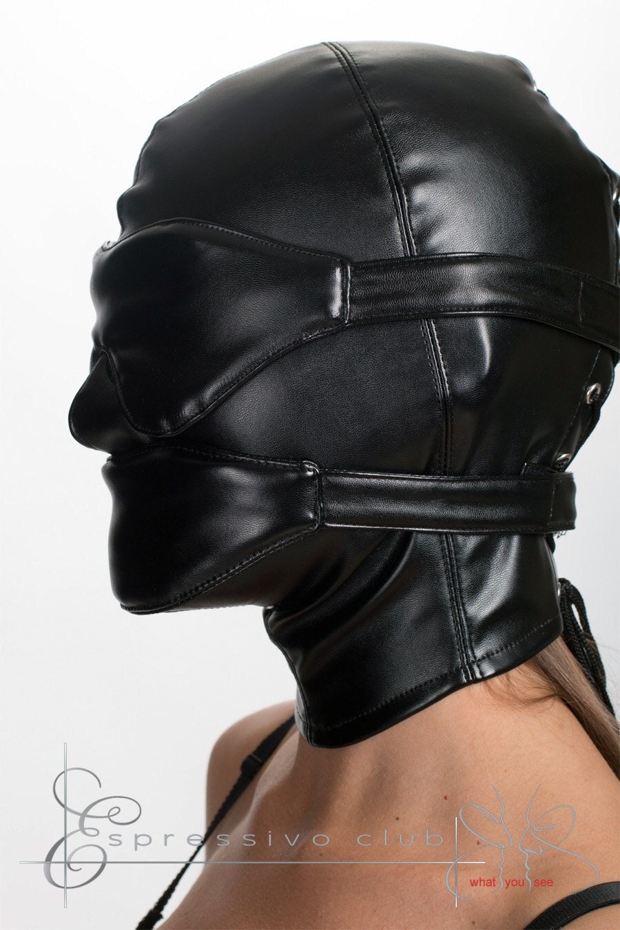 CAGOULE NOIRE TROUS FEMME BONDAGE DOMINATION MASK MASQUE BDSM