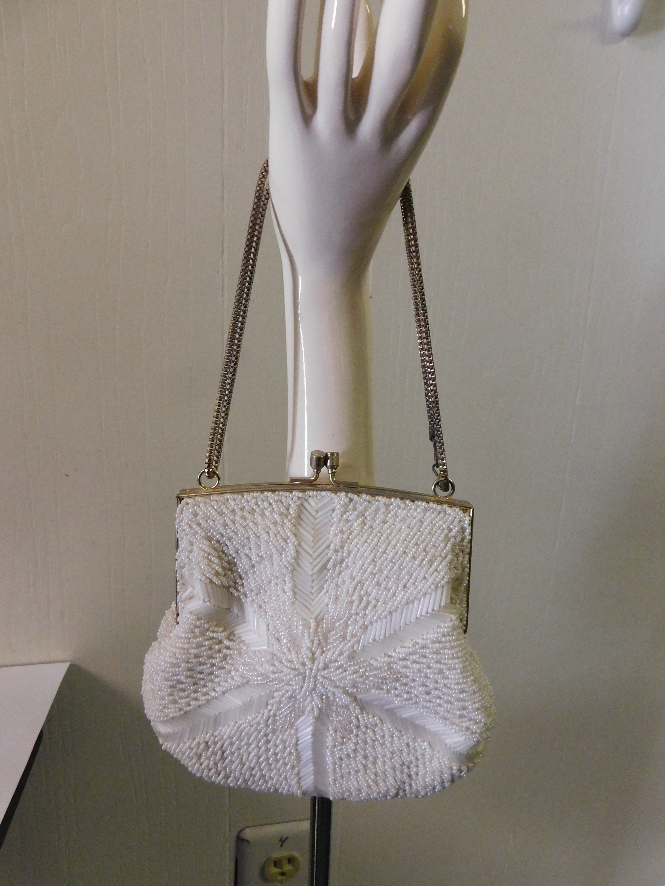 Vintage Beaded White & Gold Le Regale Handbag Shoulder bag Made in Hong Kong