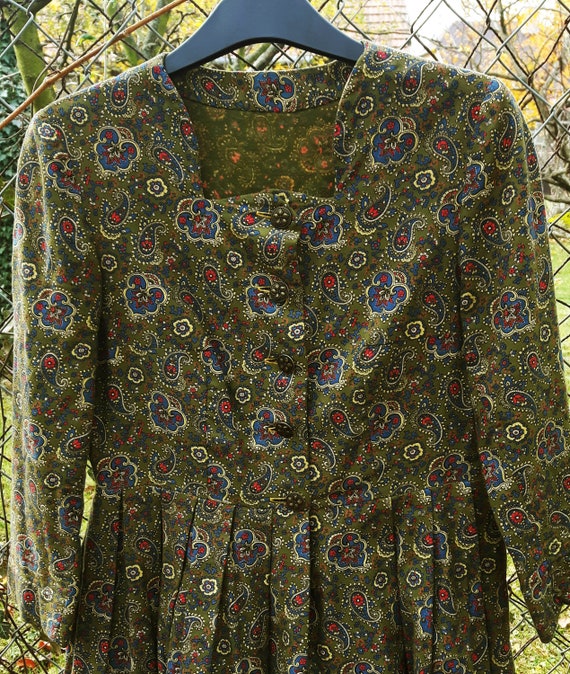 Vintage Cotton Paisley Kashmir Prairie Bavarian Dr