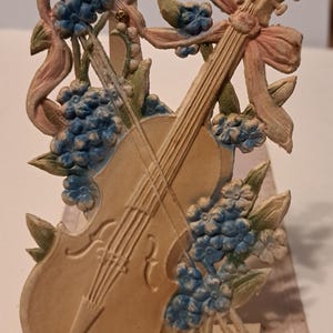 VIOLIN & FLOWERS-Stand up ~ Geburtstag POSTKARTE 2 Cent Washington Briefmarke ausgefallen abbrechen