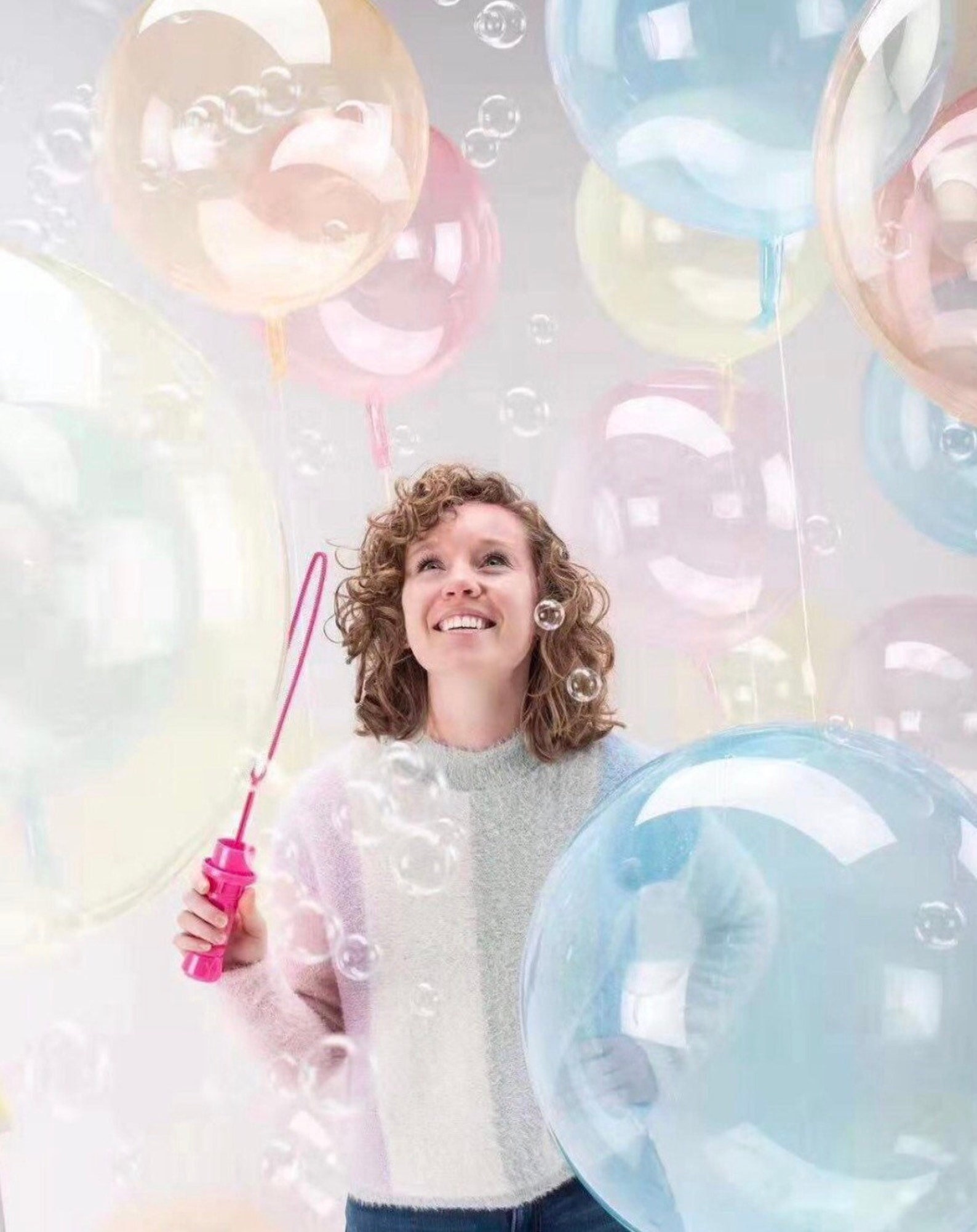 20″ Party Time – Bobo Balloon – Balloon Warehouse™