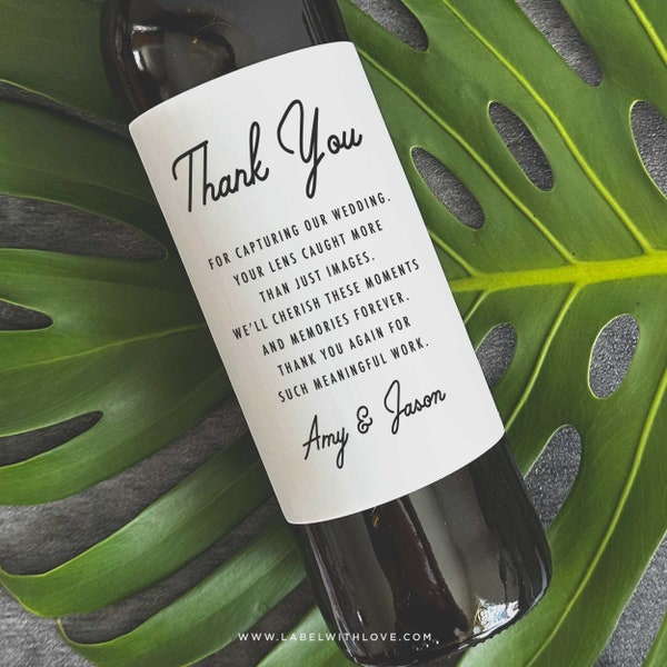 Wedding Photographer Thank You Gift Wine Labels, Retro Bridal Shower Videographer Thank You Gift, Baby Shower Photographer, Host Gift  (BV1)
