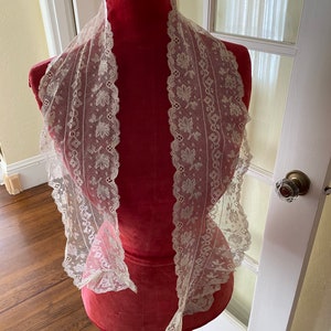 Hand done lace linen scarf/lappet 1800s