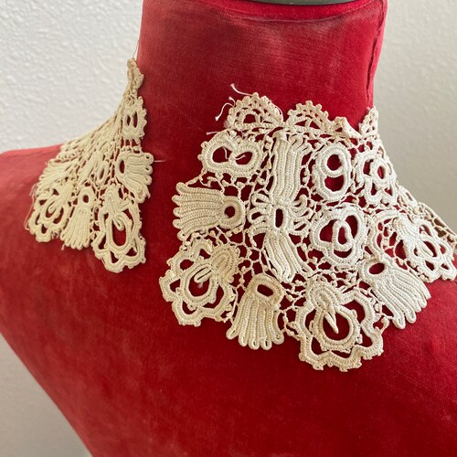 Antique lace shops collar Irish Crochet 1800s antique lace
