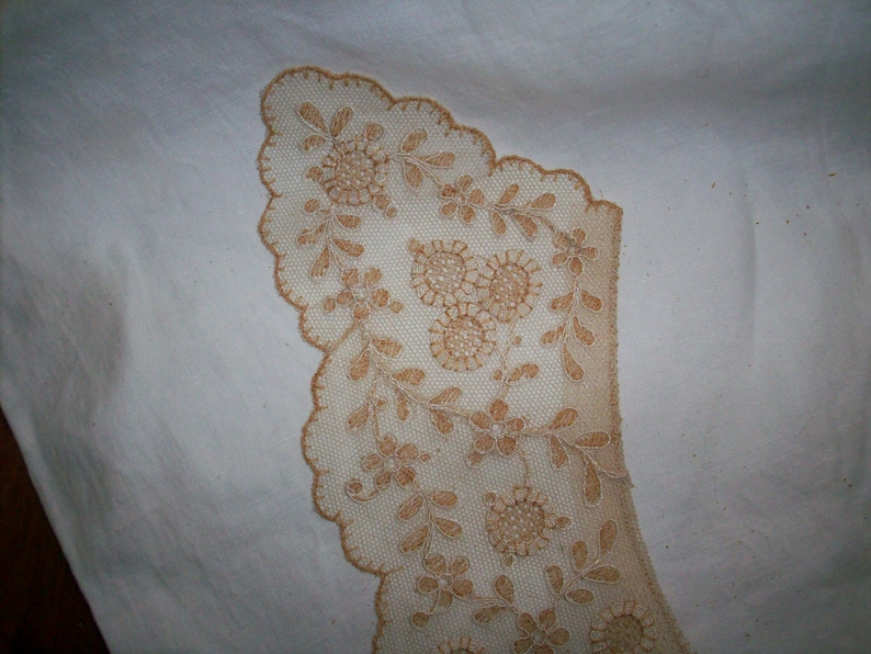 1 1920s antique lace embroidered net that is two tone collar image 3