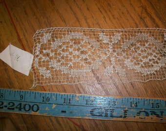 Filet lace Antique lace beautiful pattern hand done