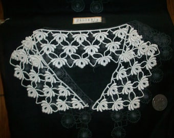 1 1920s antique lace Guipere collar