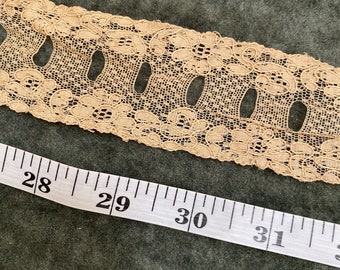 2 yds. Pretty beading antique lace pure cotton 1 3/4" wide Alencon