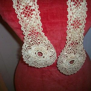 Antique lace collar Irish Crochet 1800s antique lace lappet