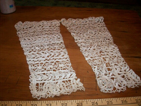 Hand done gloves fingerless lace antique - image 2