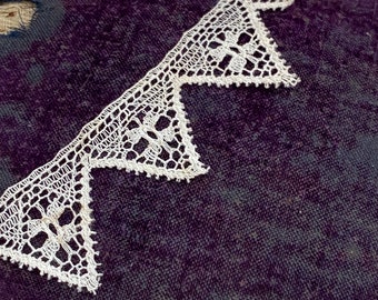 Antique lace light cream color cotton lace delicate points