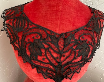 Black lace collar hand done 1800s