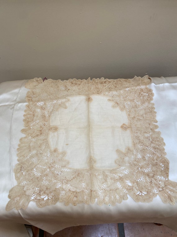 Handkerchief Antique Fine hand done lace doily