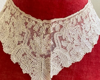 Antique lace collar Point de Gaze 1800s antique lace