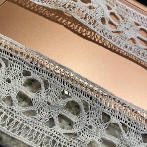 2 yds, Hand done lace antique lace 1 3/4&quot; wide