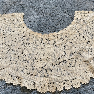 Point de Gaze finely done by hand 1800s mixed lace