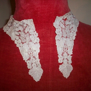 Point de Gaze finely done 2&quot; wide,  19&quot; long collar