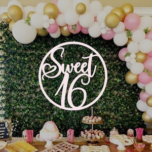 Sweet 16 Party Backdrop Sign - Backdrop decoration Wooden wall circle round sign, Sweet 16 Party decoration, Backdrop Party Planner