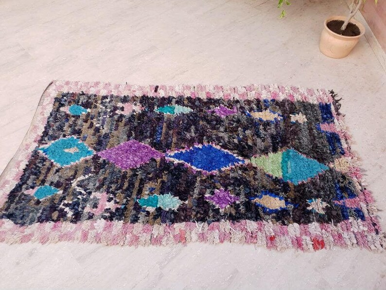 Alfombra marroquí vintage de 4,2 x 7,5 pulgadas, alfombra Boucherouite, impresionante alfombra bereber, hermosa alfombra vintage abstracta, colores tierra, alfombra artística para sala de estar. imagen 2