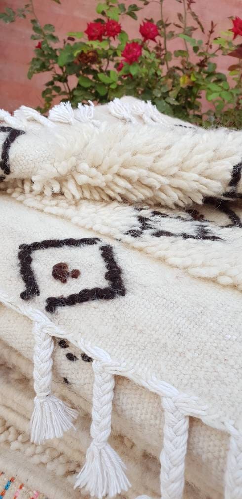 Moroccan 6.5x9.5 FT Rug Sheep Wool Handmade Abstract