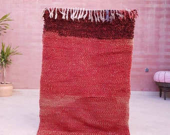 Vintage Moroccan Rug 2.8x5.1 Gorgeous Unique Red Boujaad Rug, Maroon Boujad Rug, Bedroom rug, minimal Muted red rug