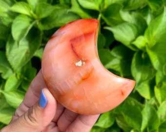 Crystal moon carnelian carving spiritual decor small chip