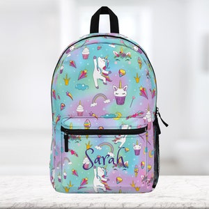 Sac à dos arc-en-ciel licorne. Tie dye violet et bleu. Sac à dos personnalisé 18 x 13 x 5 po (fabriqué aux États-Unis) Livraison gratuite.