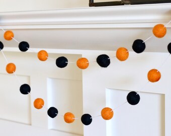 Halloween Garland, Felt Ball Garland, Pom Pom Garland, Fall Garland, Holiday Garland, Felt Garland, Spooky Decor, Halloween Decor