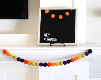Halloween Felt Ball Garland, Halloween Garland for Mantel, Felt Ball Garland for Mantel, Fall Felt Garland, Halloween Decor