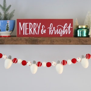 Christmas Lights Garland, Christmas Felt Ball Garland, Holiday Lights Garland, Christmas Garland, Winter Garland, Christmas Felt Shapes