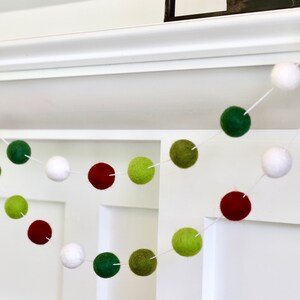 Holiday Garland, Felt Ball Garland, Pom Pom Garland, Christmas Garland, Winter Garland, Felt Garland, Christmas Decor,  Christmas felt balls