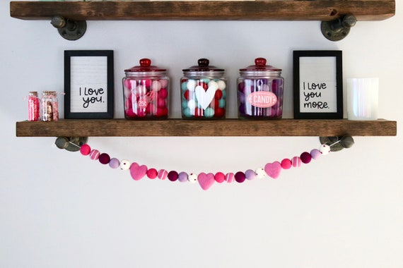 Valentine's Felt Ball Garland, Valentine's Decor, Valentine's Day Garland, Valentine Garland, Felt Garland, Heart Garland, Girly Garland