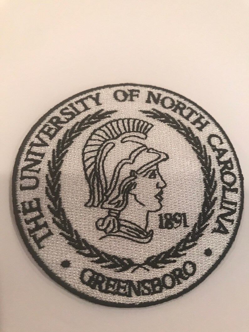 University Of Nevada Wolfpack Wolf Pack Vintage Iron On Patch 3" X 3" nice A1