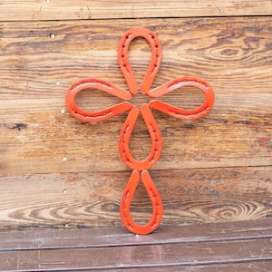 Horseshoe Cross - Horseshoe Decor- Horseshoe Art- Wall Decor - Red Cross - Red Horse Shoe Cross - Cross - Wall Cross - Cross Decor - Rustic