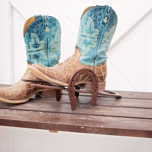 Horseshoe Boot Jack - Boot Puller - Shoe Puller - Horseshoe Boot Puller - Rustic Home Boot Jack - Boot Puller for Entry Way