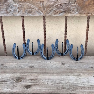5 Hook Horseshoe Coat rack, Horseshoe Hooks, Horseshoe Decor, Horseshoe Art, Hanger, Rustic Decor, Country Home Decor, Horseshoe Gift
