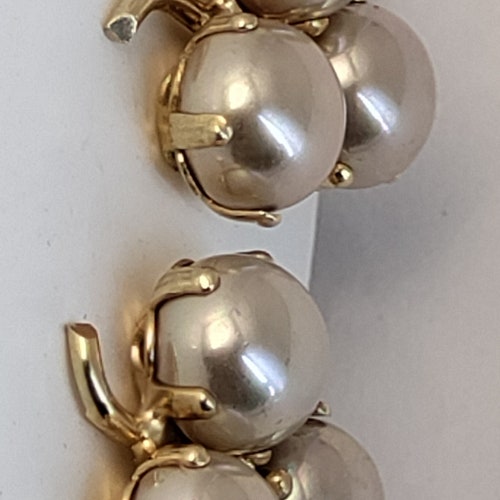 Vintage BDA 10k Yellow Gold Faux shops Champagne Pearl Screw Clip Earrings