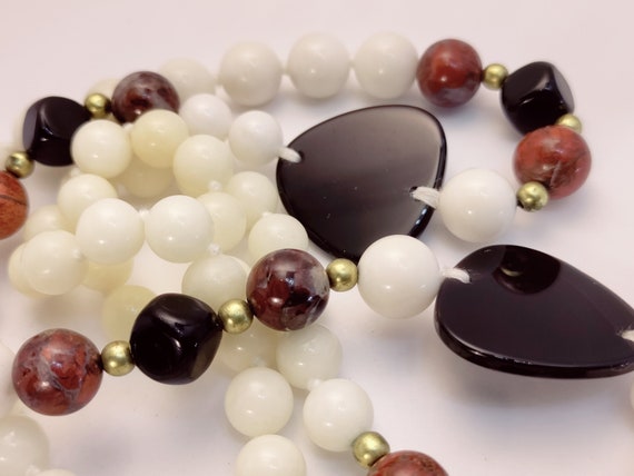 30" Vintage Jasper White and Black Onyx Bead Neck… - image 5