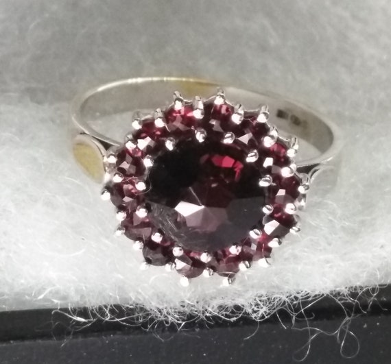 Raw Garnet Ring Silver, Organic Stone Ring Silver Stacking Ring, Raw  Crystal Ring, Crystal Engagement Ring Silver, Unique Gift for Her - Etsy
